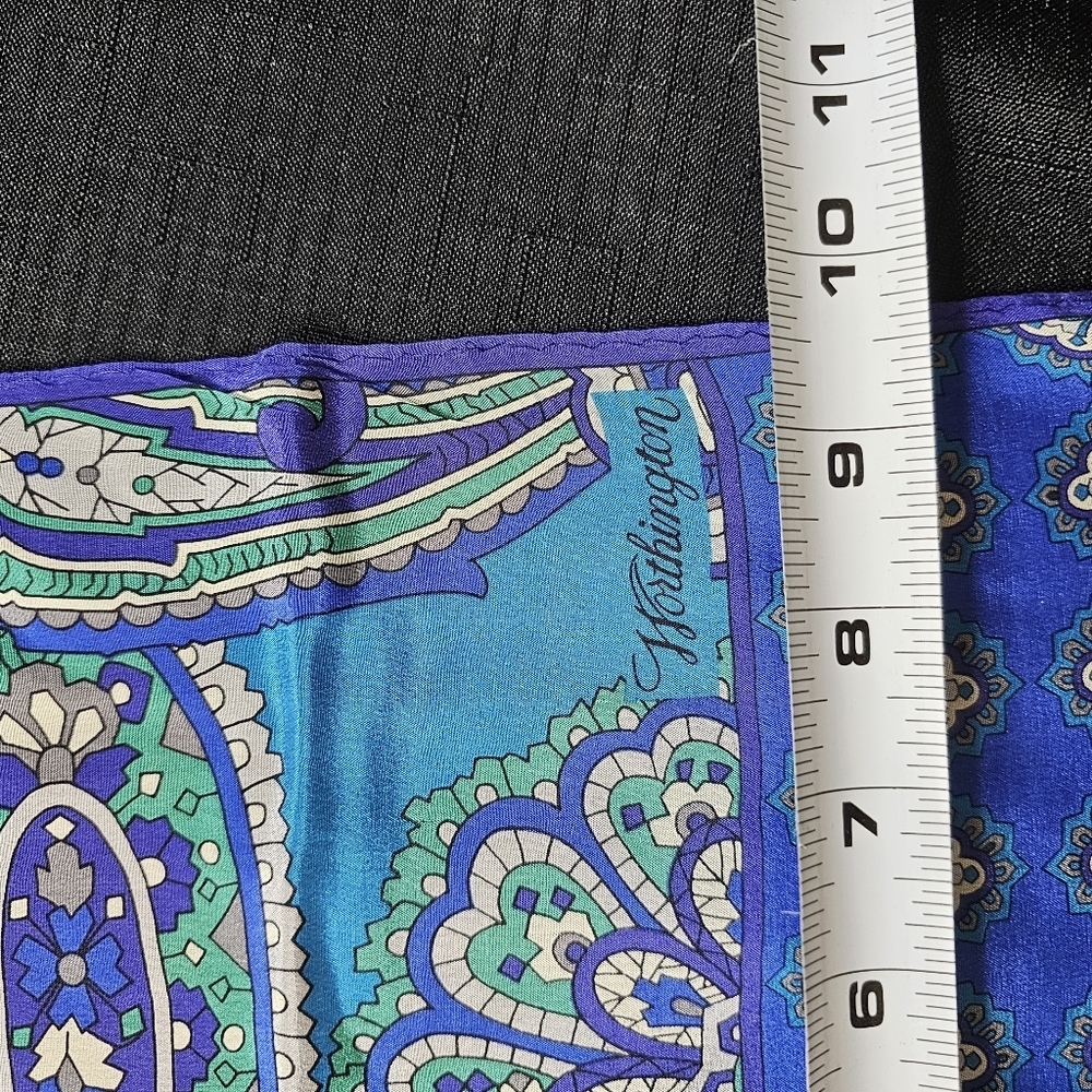 Worthington Vintage Scarf - Picture 2 of 3
